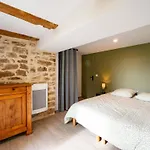 Domaine Les Mit Eigenem Garten By Interhome