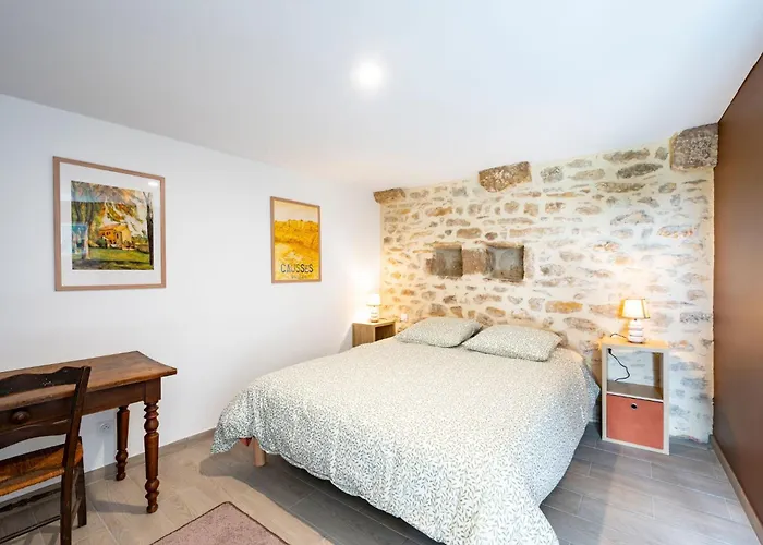 Domaine Les Mit Eigenem Garten By Interhome 펜션 *